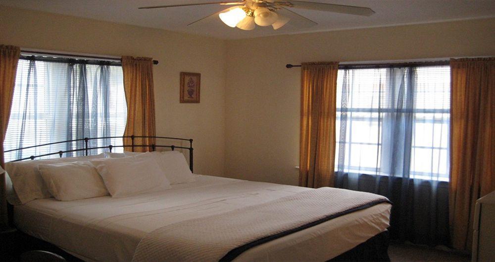 Baltic Hotel ไมอามีบีช ภายนอก รูปภาพ