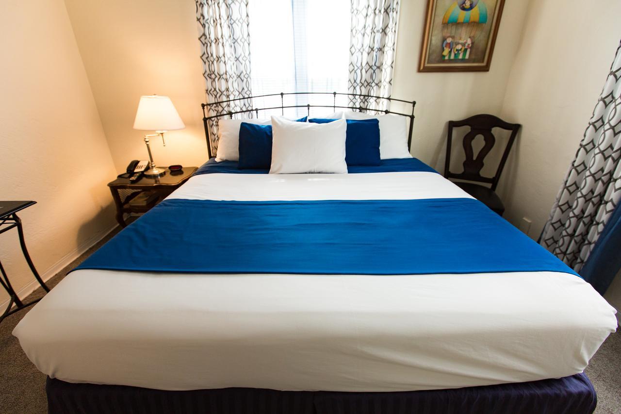 Baltic Hotel ไมอามีบีช ภายนอก รูปภาพ
